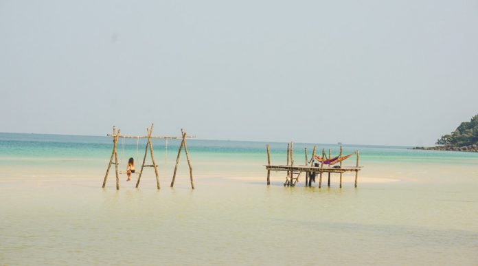 M’Pai Bay-Koh Rong Samloem M’Pai Bay-Koh Rong Samloem
