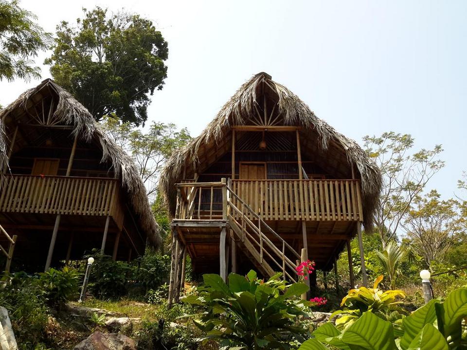 M'Pay Bay Bungalows2