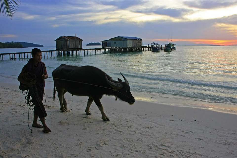 M'Pai Bay Life 31