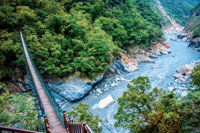 Taroko Gorge National Park travel to China