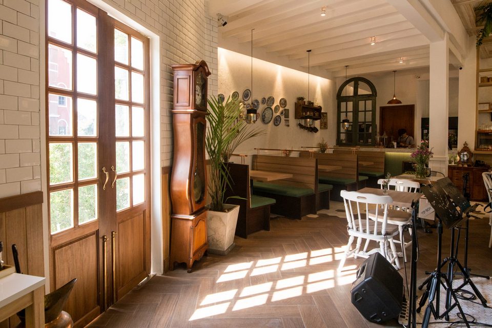 Daddy's Antique Cafe and Restaurant chiangmai (1)