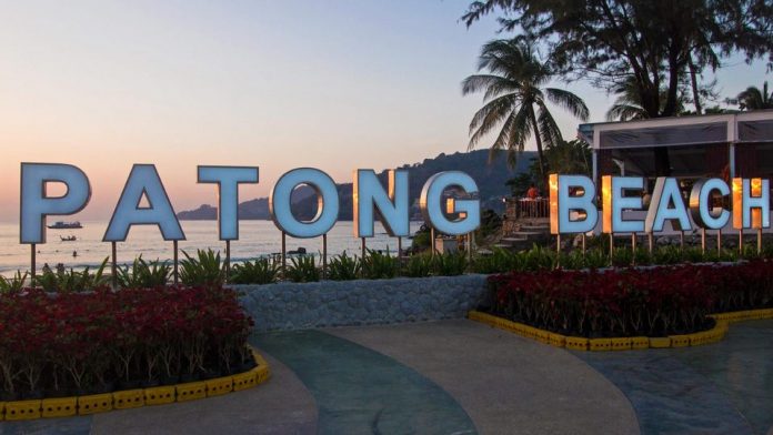 Patong beach - Phuket11