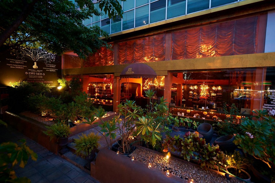 asia herb association bangkok where to go for massage in bangkok best thai massage in bangkok