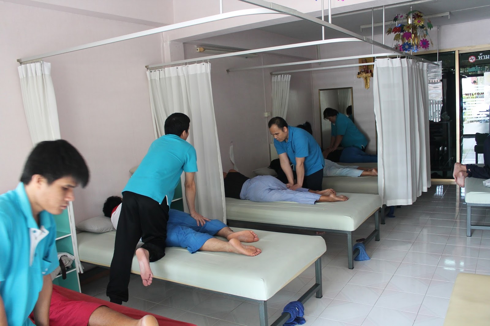blind massage.5