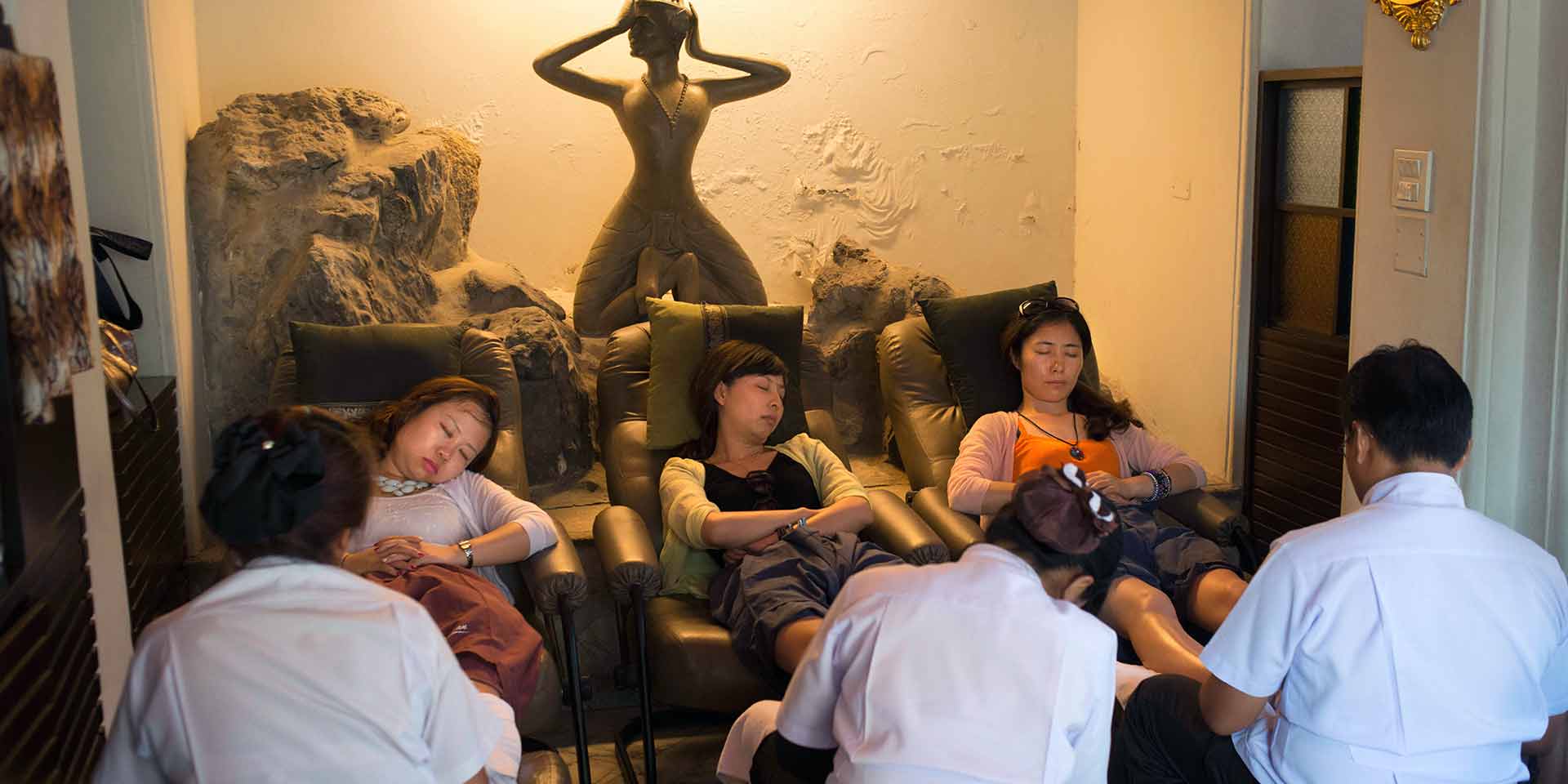 where to go for massage in bangkok