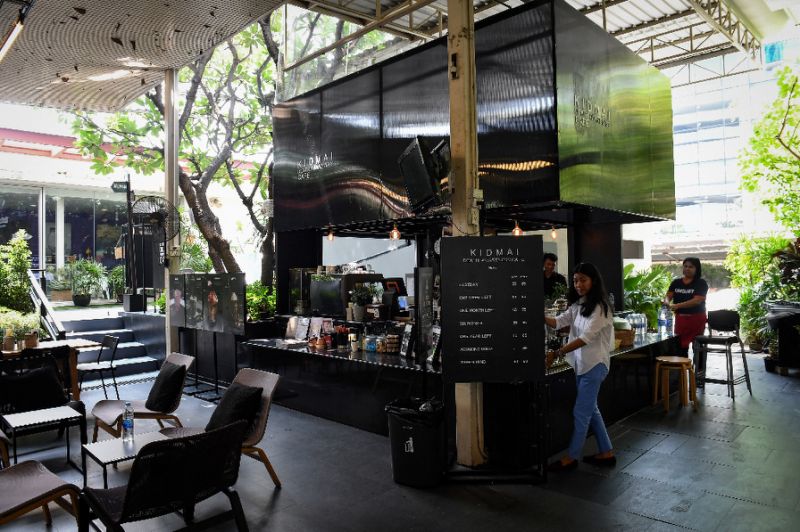 Try the feeling of death at this Bangkok coffee shop7