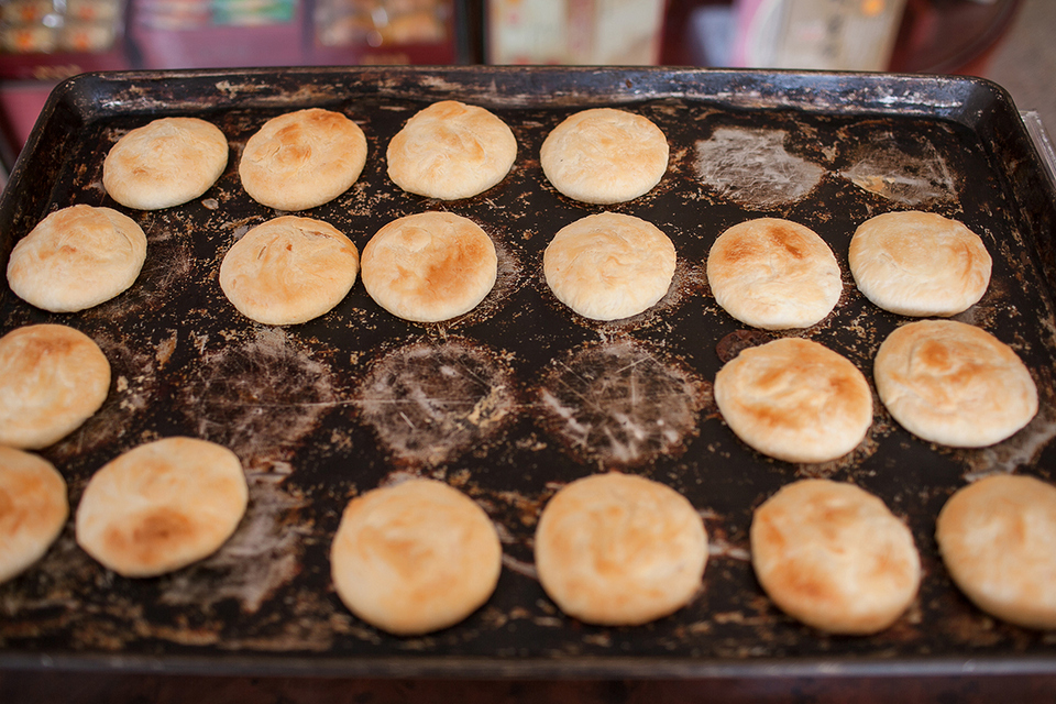 Taichung sun cake-taiwan6 Picture: best things to buy in taiwan blog.