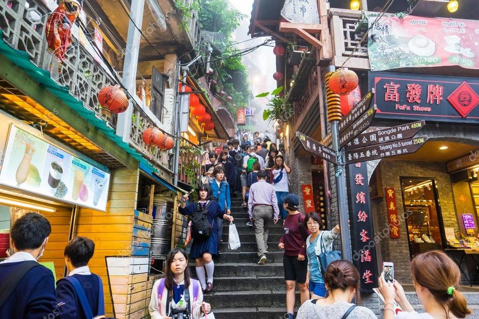 depositphotos_88792528-stock-photo-jiufen-old-street-in-north