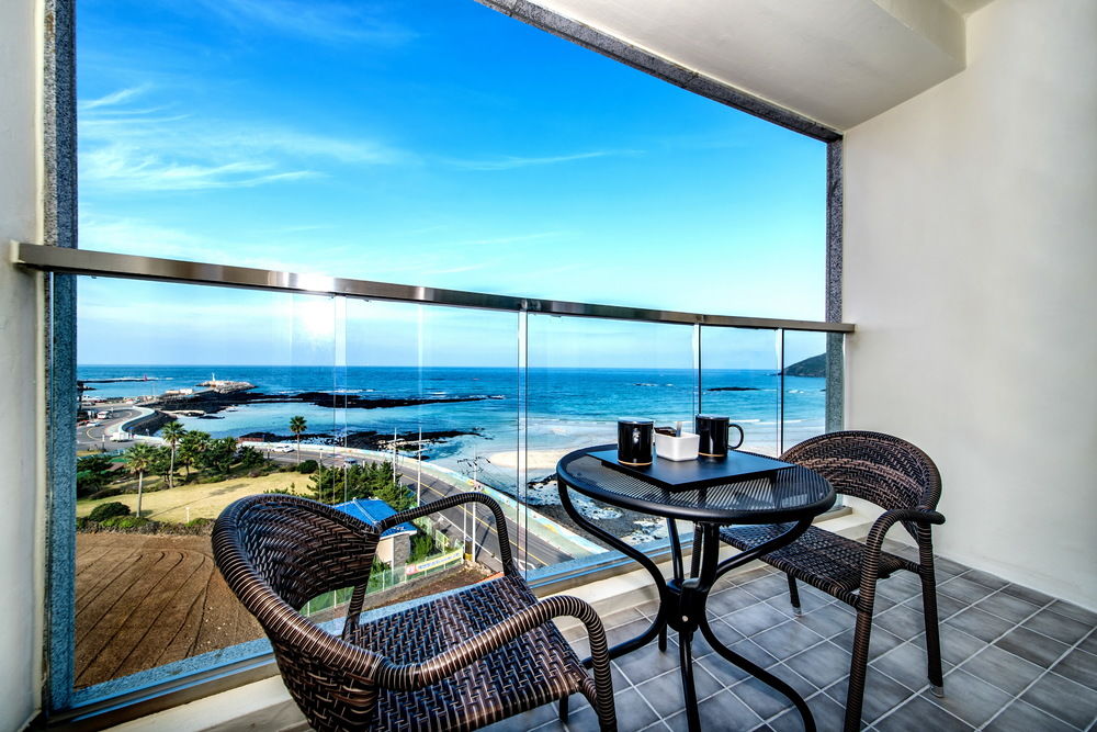 Co-op City Hotel Jeju Beach