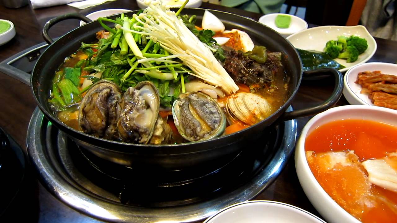 Live Abalone in the Seafood Hotpot!
