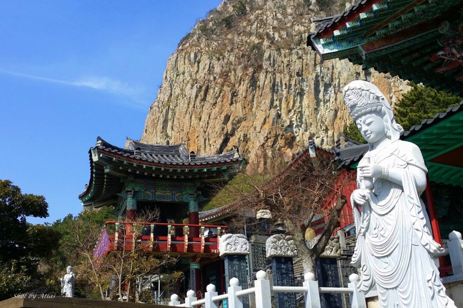 Sanbangsan Temple, Jeju Korea