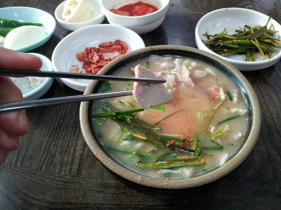 Dwaeji Gukbap