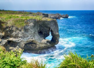 Manzamo-Cape-in-Okinawa-JapanManzamo-Cape-in-Okinawa-Japan