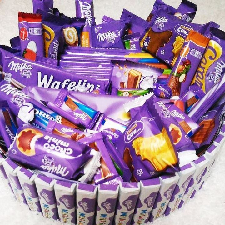 candy in valu$