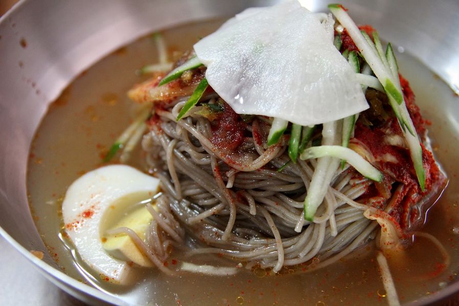 Makguksu noodle