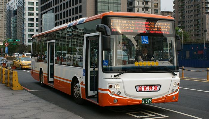 Buses are popular and cheap transportation in Taiwan