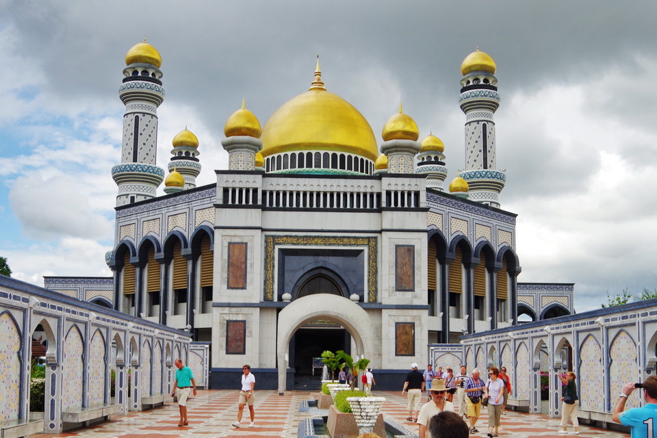 Jame’ Asr Hassanil Bolkiah Mosque