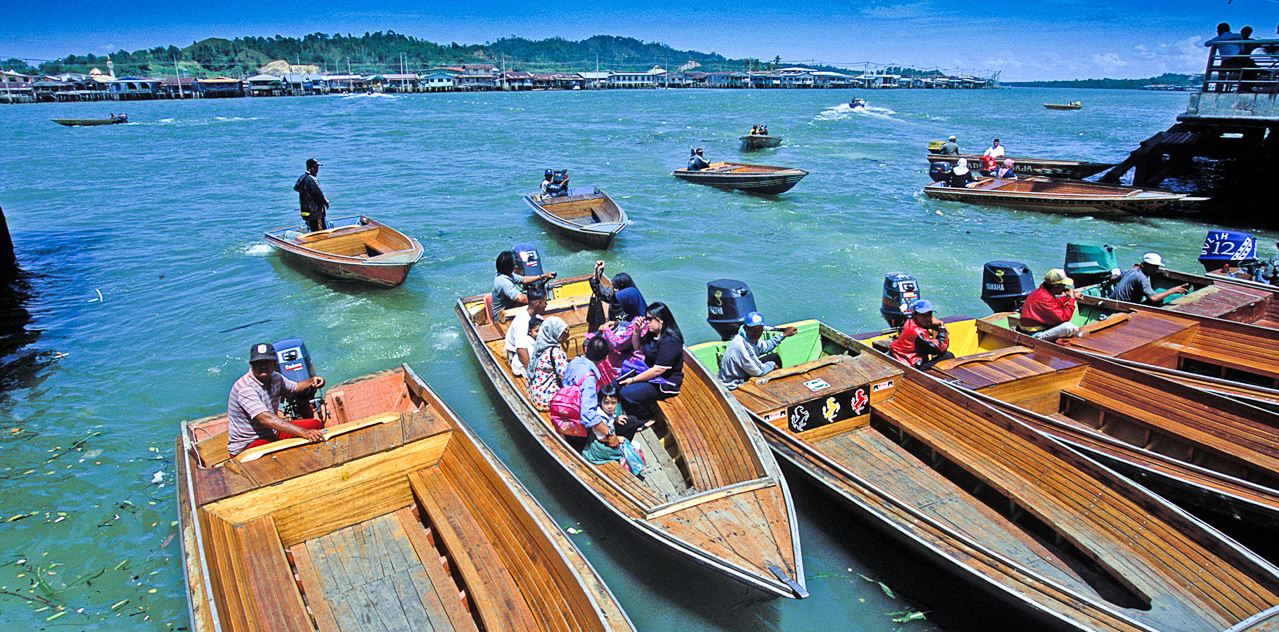 Water-Taxi-in brunei