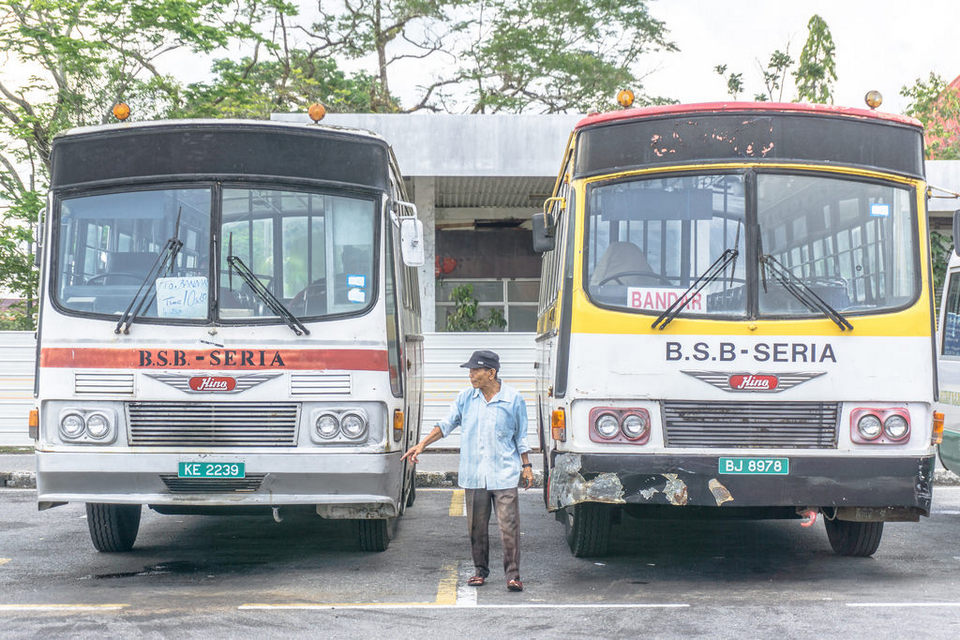 bus brunei