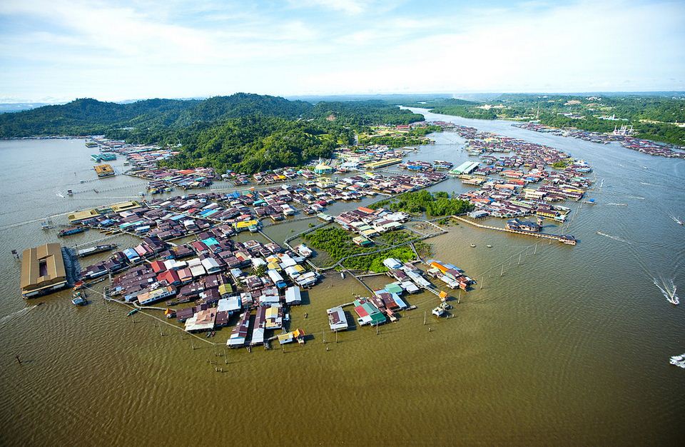 Kampong-Ayer-Water-Village-1