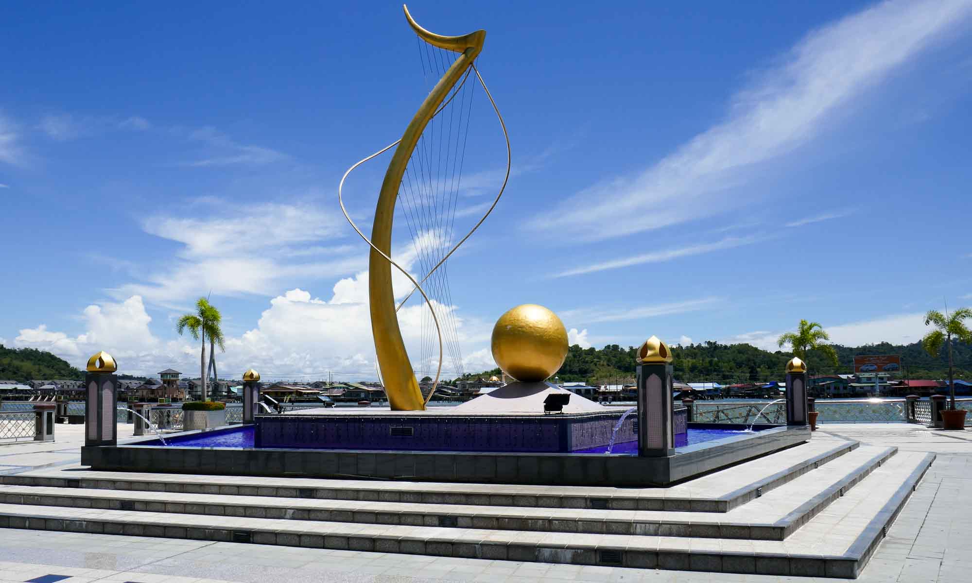 Mercu Dirgahayu 60