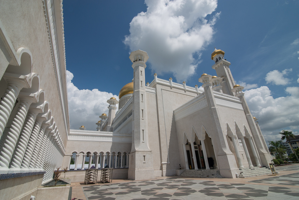 Sultan Omar Ali Saifuddin Mosque21