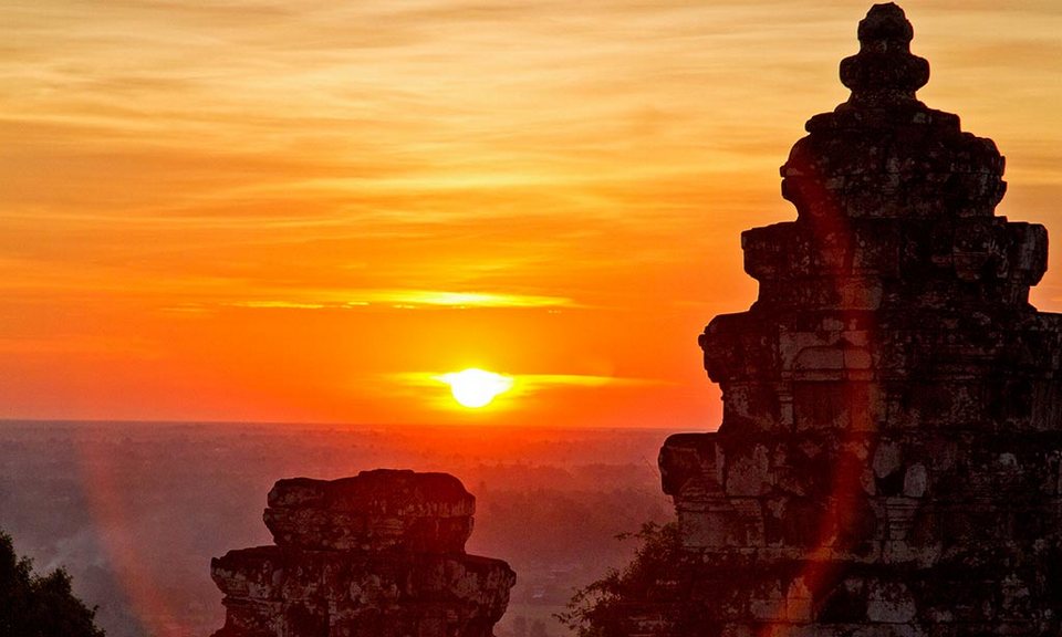 Phnom Bakheng sunset