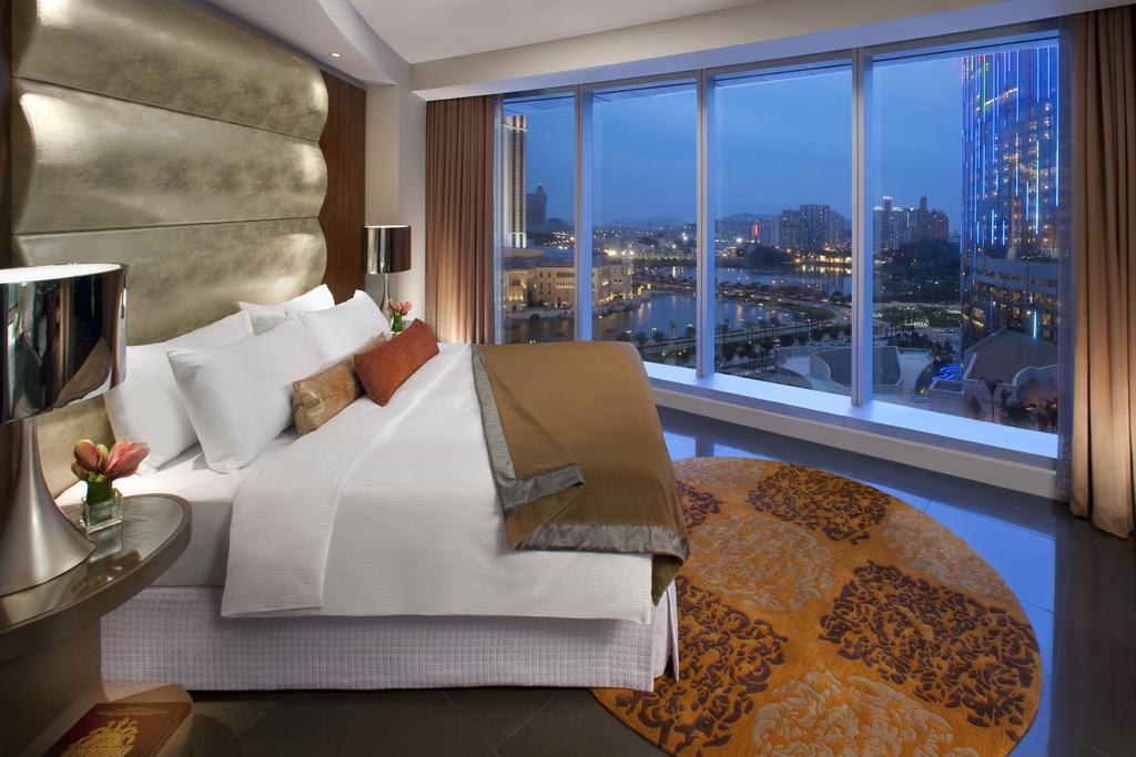 City of Dreams – The Countdown Hotel