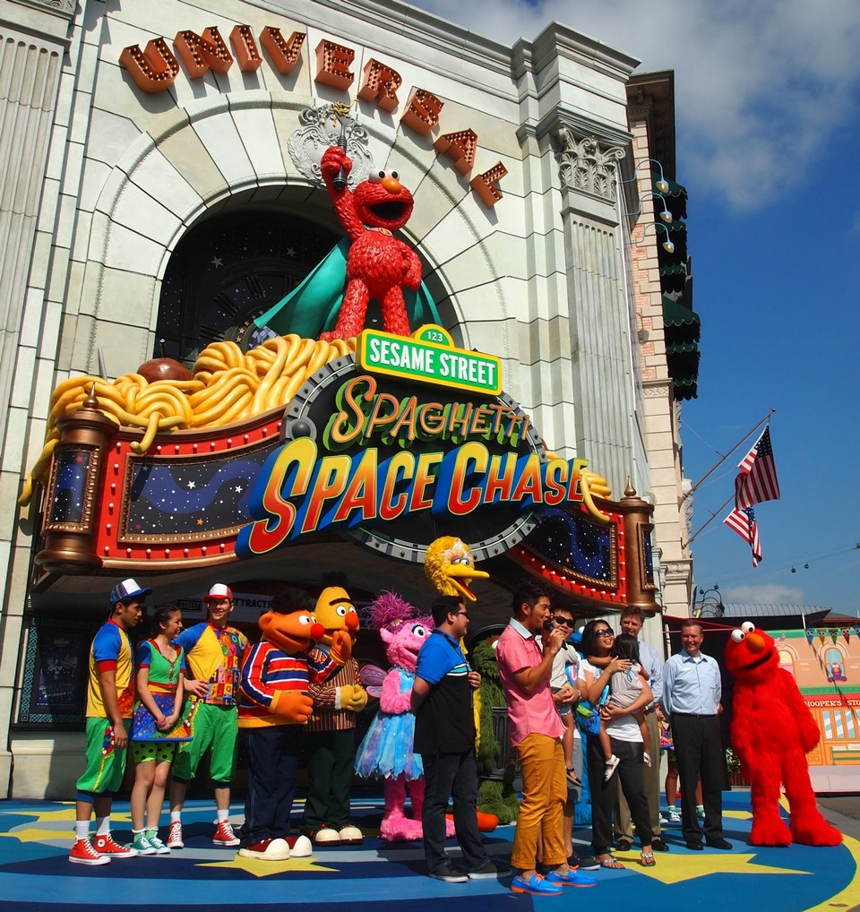 Sesame Street Spaghetti Space Chase (New York) universal singapore
