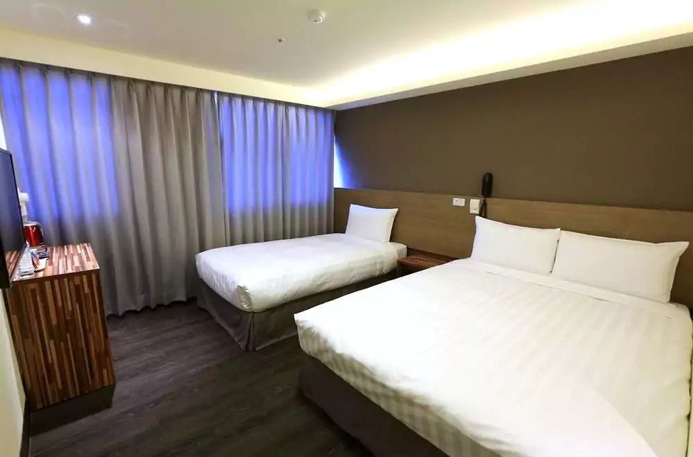 Chance Hotel