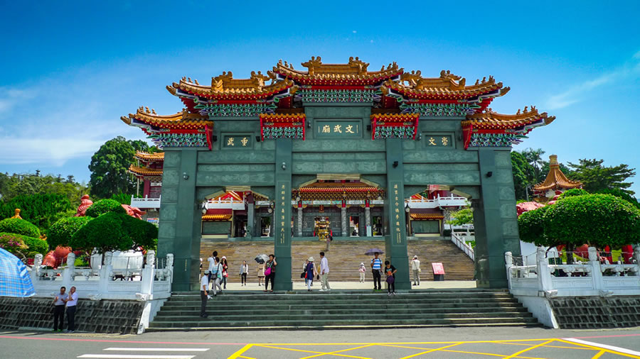 wen-wu-temple-in-nantou-district-taiwan