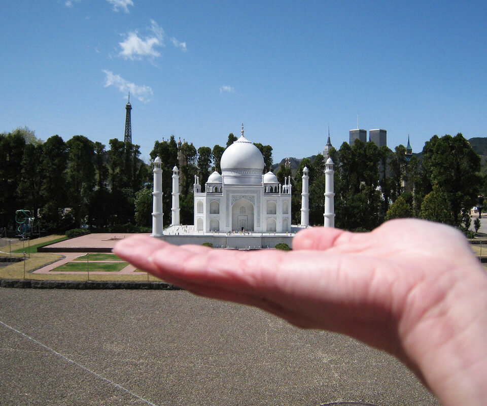 Tobu World Square11
