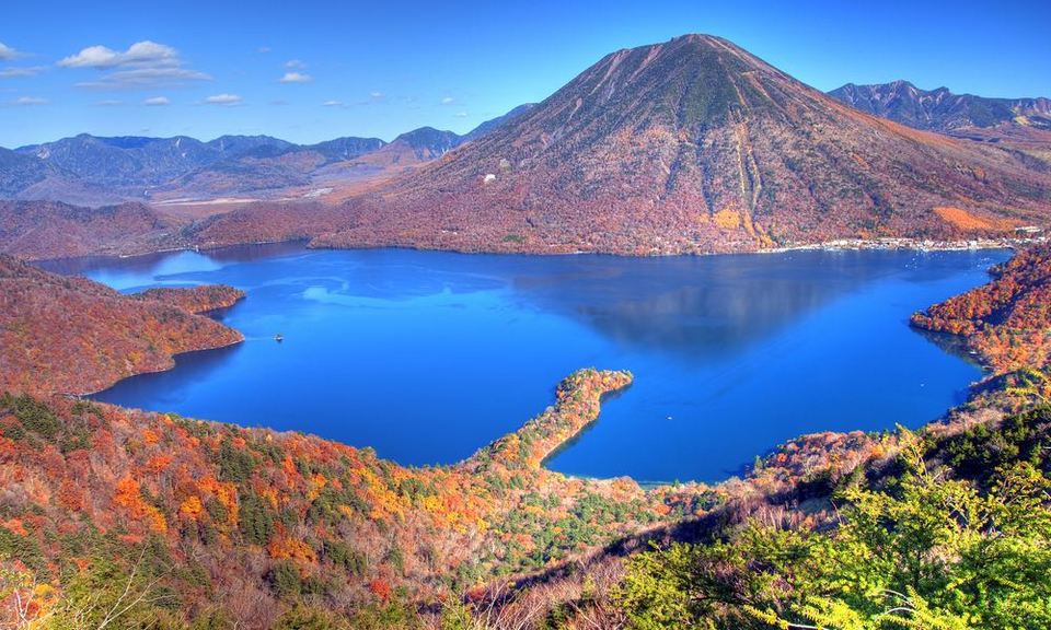 chuzenji in autumn