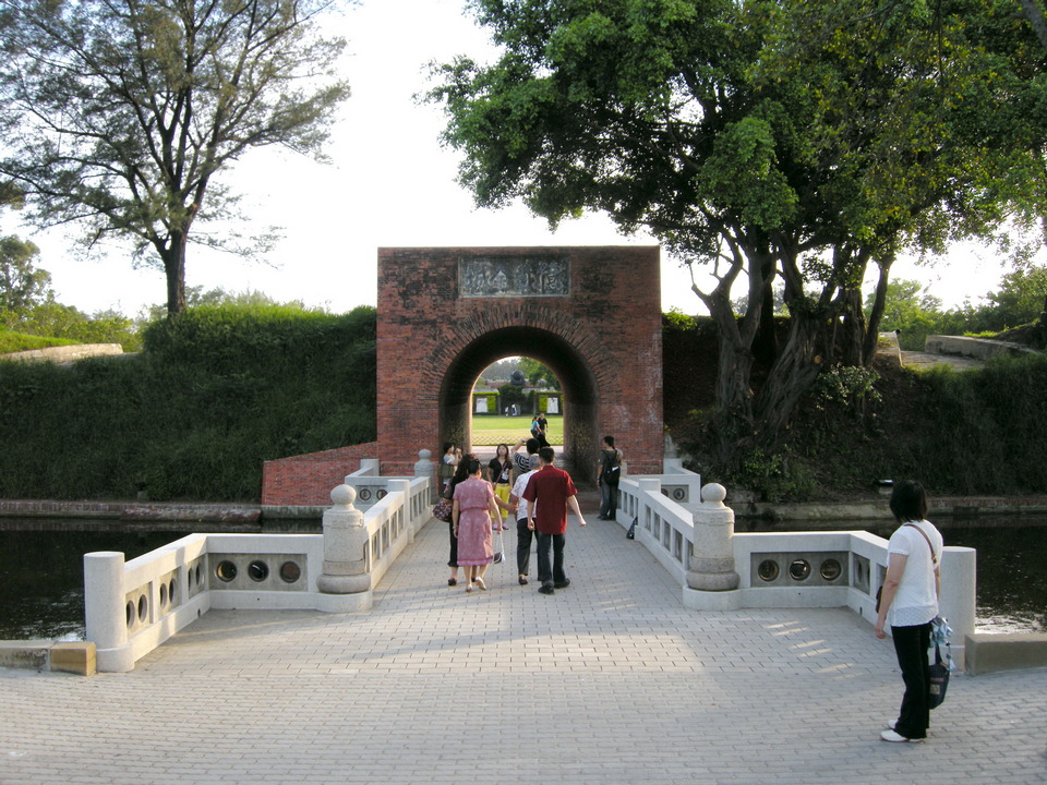 Tainan_Eternal_Golden_Castle_Gate