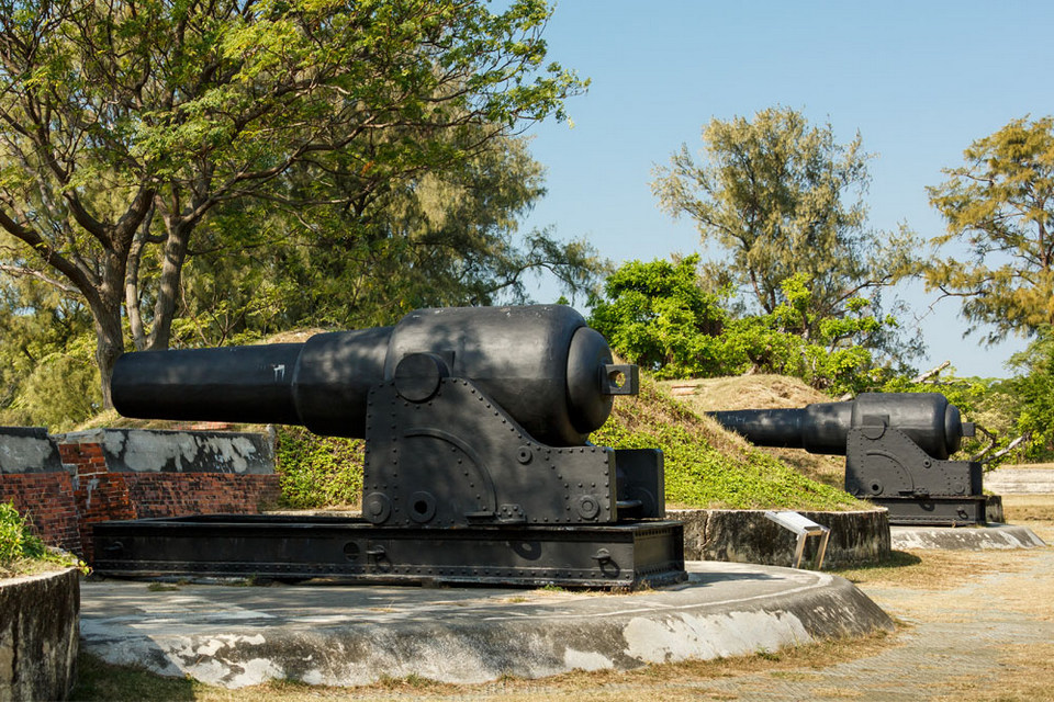 cannons Eternal Fortress