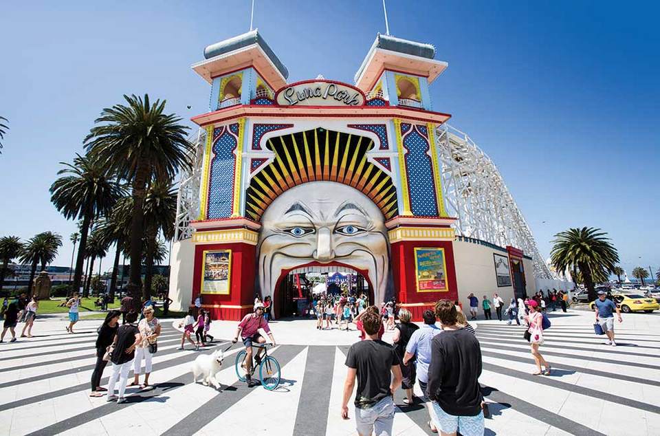 LunaPark-entrance-100px