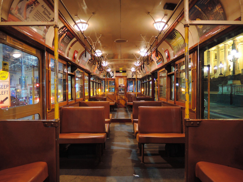 Free tourist tram in Melbourne city 3