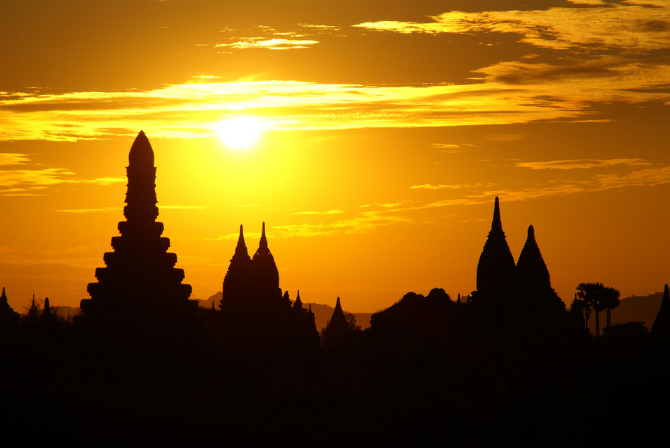 Shwesandaw-Pagoda-Bagan-Myanmar_1