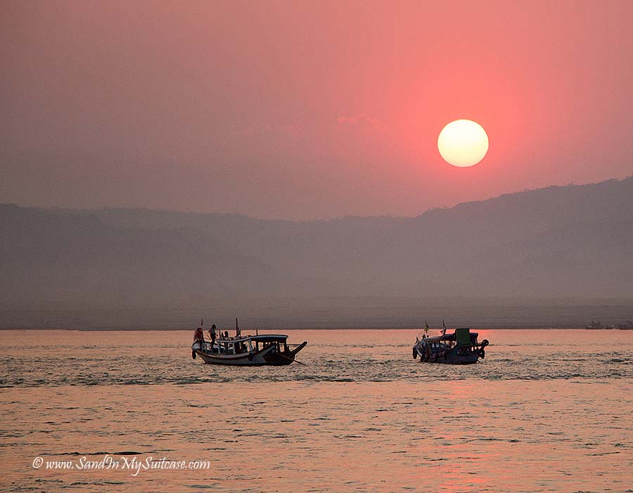 Cruise the Irrawaddy River at Sunset in Bagan