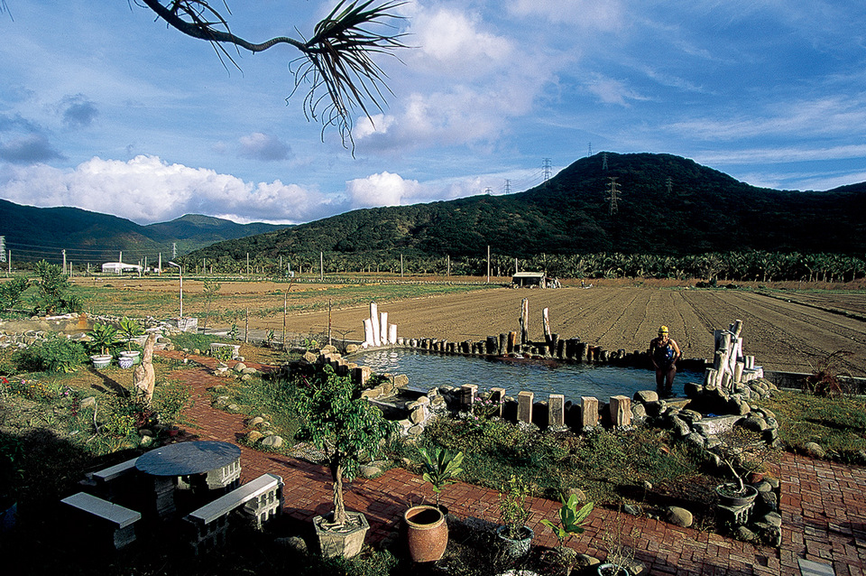 sichongxi hot springs taiwan travel guide