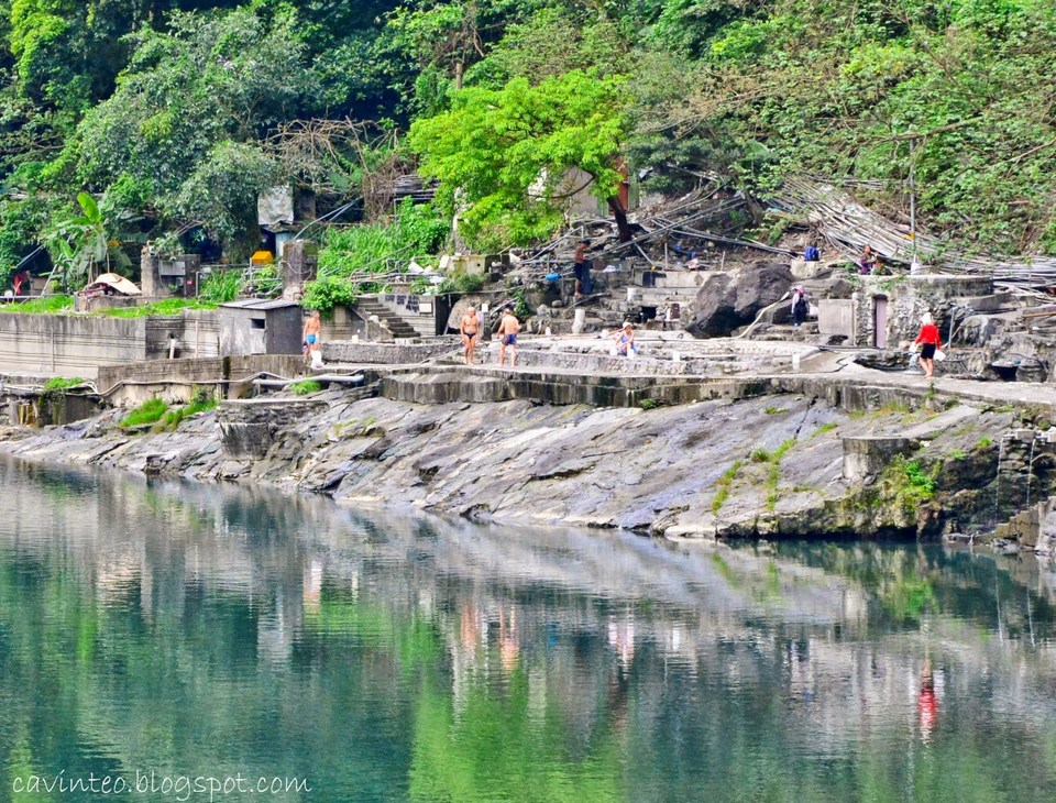 wulai old street and hot springs,wulai blog,wulai day trip,wulai travel blog