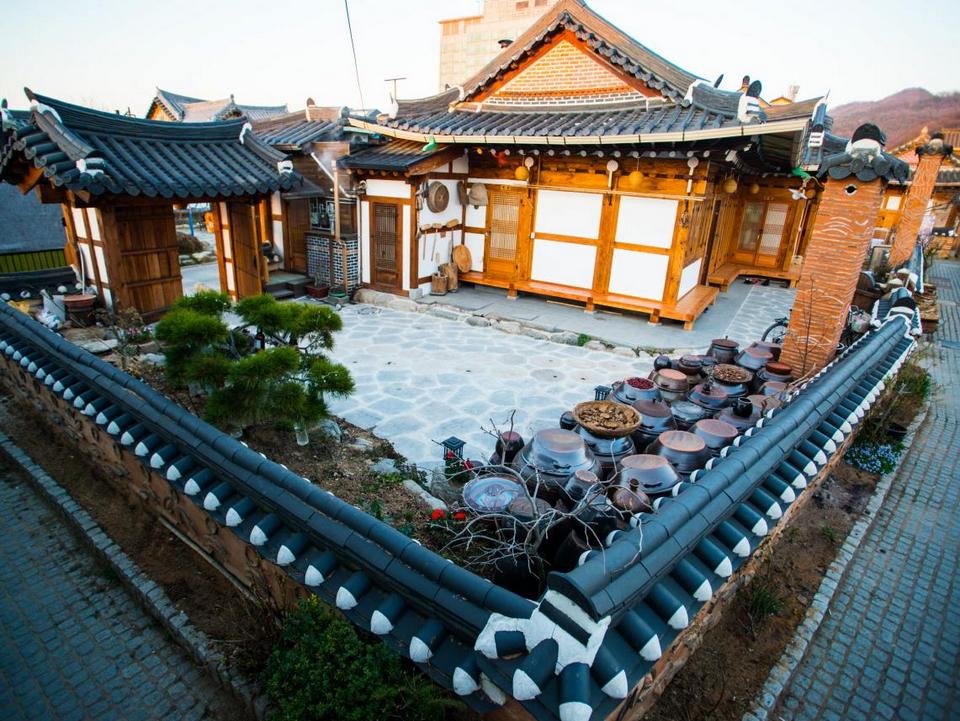 Ilrakdang Hanok Hotel Jeonju-Si