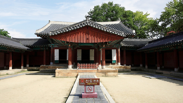 1Gyeonggijeon Shrine jeonju (1)