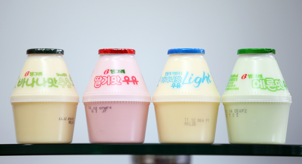 Variety flavors banana, strawberry, banana light and melon.