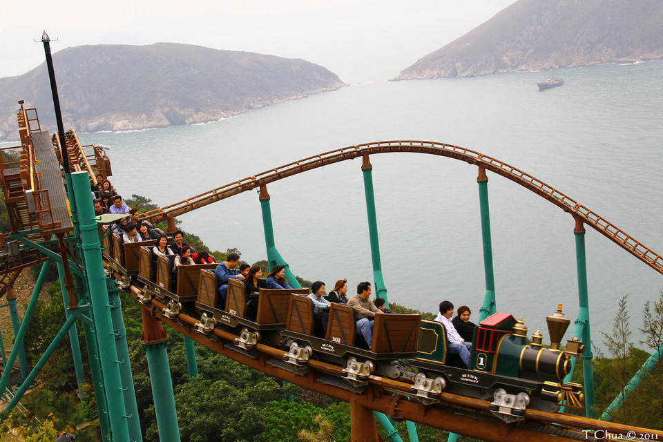 mine_train ocean park