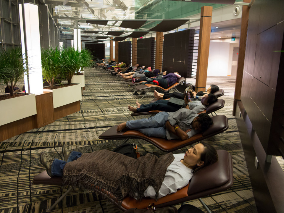 snooze zone singapore changi airport3