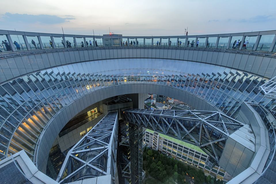 138_3011-RAW-umeda-sky-building