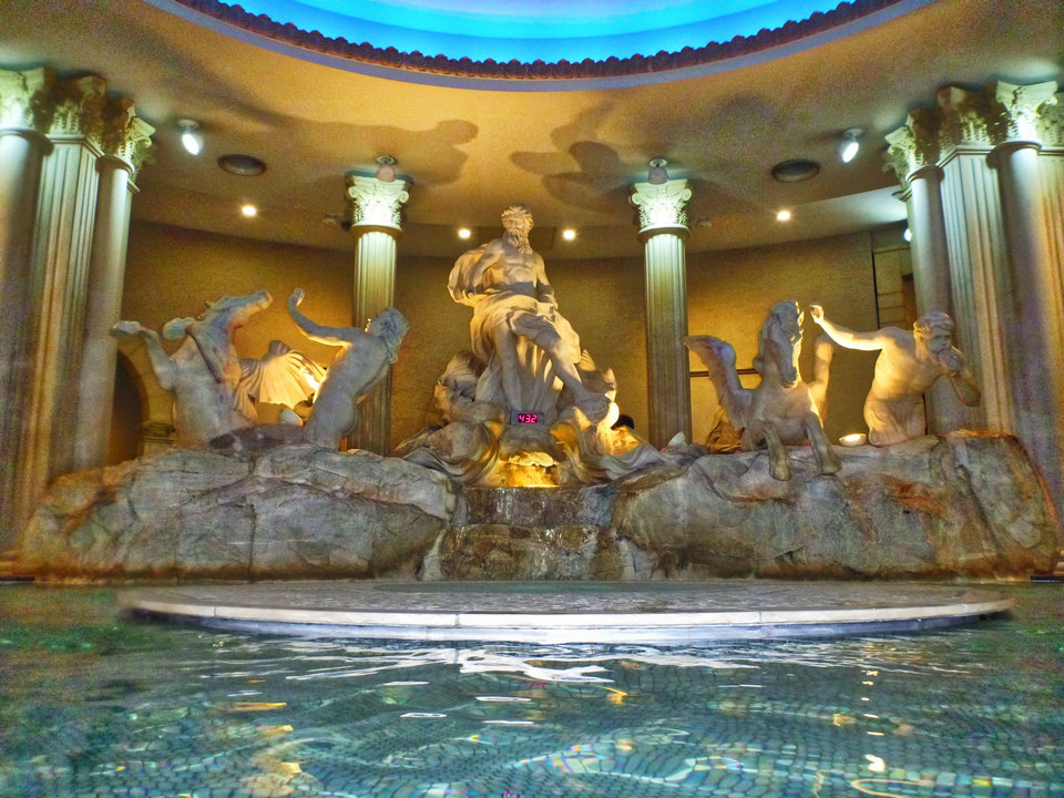 Spa World osaka2