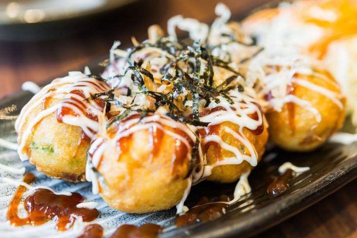 famous_takoyaki_shops_in_osaka_1