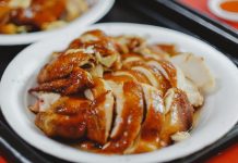 Cheap places to eat in Singapore — Top 9 best affordable restaurants in Singapore you should not miss hong kong soy sauce chicken rice3